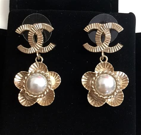 chanel pearl dangle earrings|chanel vintage earrings pearl.